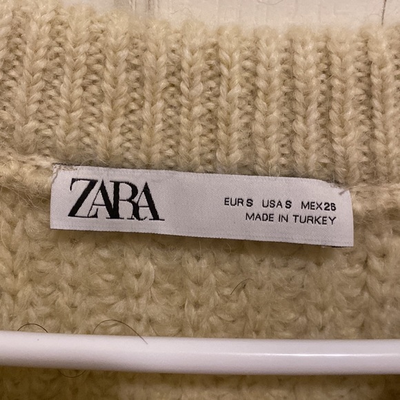 Zara Beige Classy Sweater - Picture 2 of 2